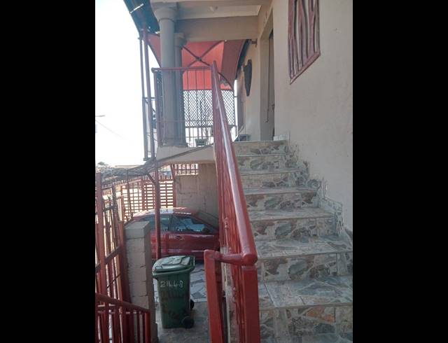 10 BEDROOM HOUSE FOR SALE IN SOSHANGUVE SOUTH